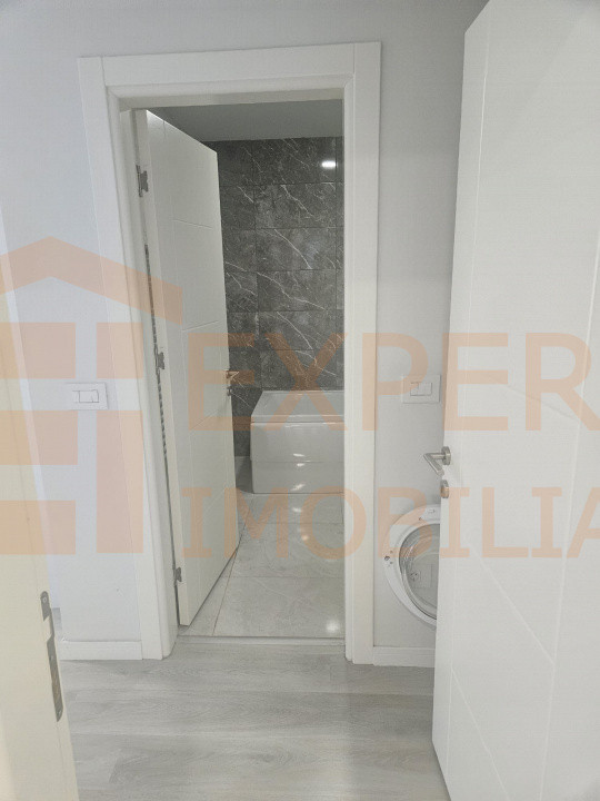 Apartament 3 camere, termen lung, zona Tomis Plus