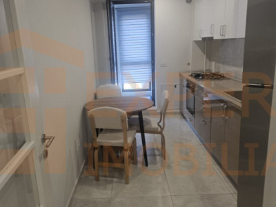 Apartament 3 camere, termen lung, zona Tomis Plus