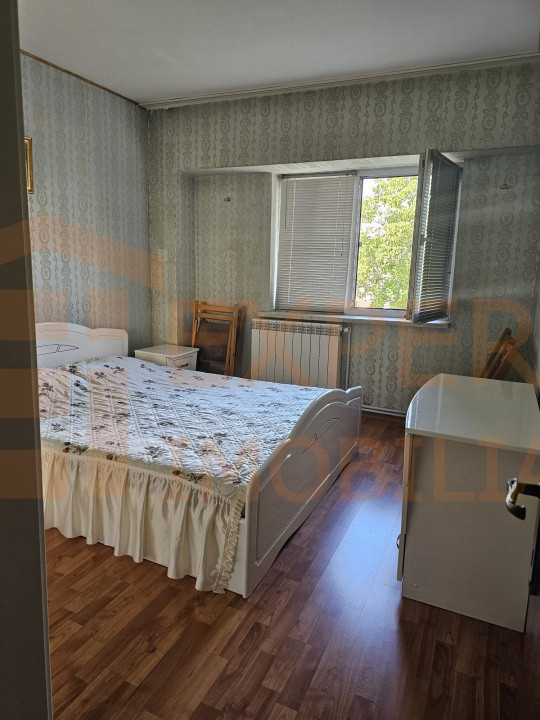 Apartament 4 camere zona Dacia