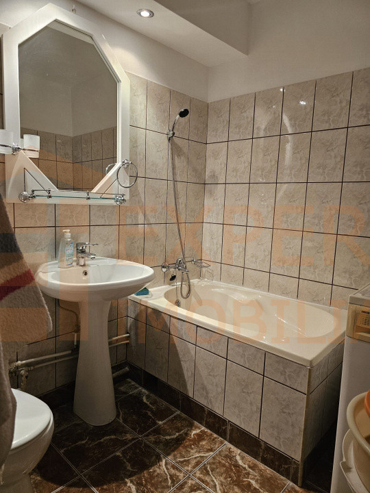 Apartament 4 camere zona Dacia