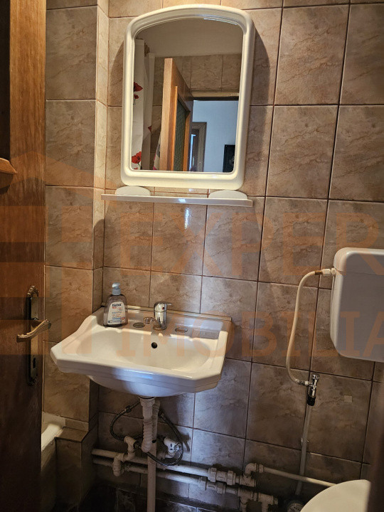 Apartament 4 camere zona Dacia