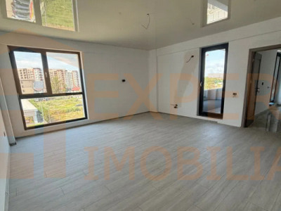 Apartament 3 camere zona Energia
