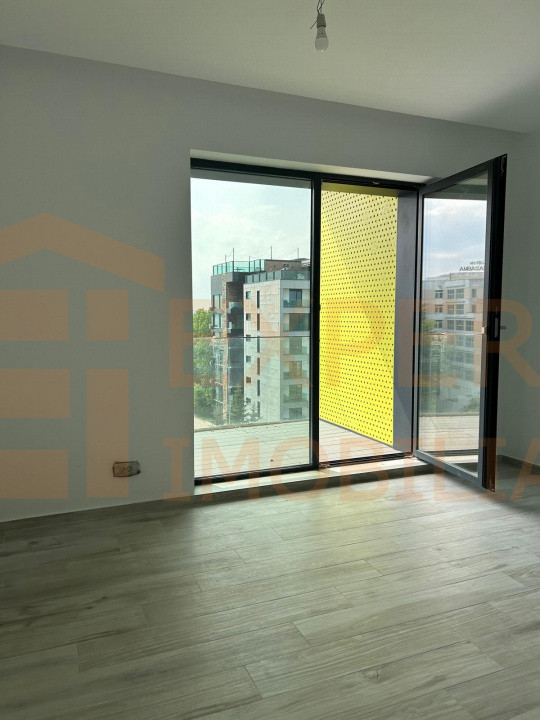 Apartament 2 camere, prima linie la mare, zona Mamaia Nord