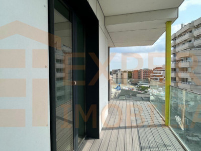 Apartament 2 camere, prima linie la mare, zona Mamaia Nord