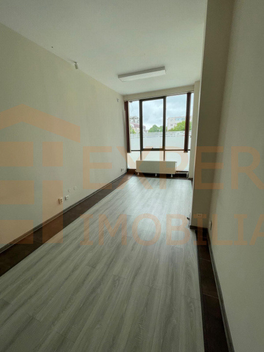 Spatiu comercial , termen lung, zona Faleza Nord