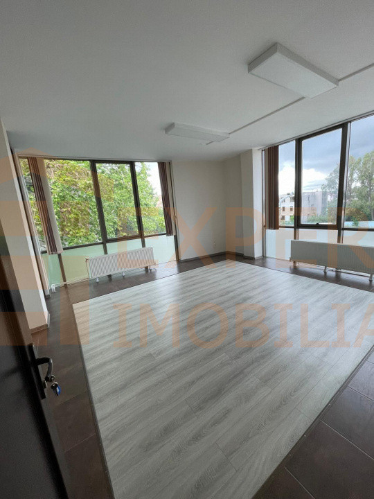 Spatiu comercial , termen lung, zona Faleza Nord