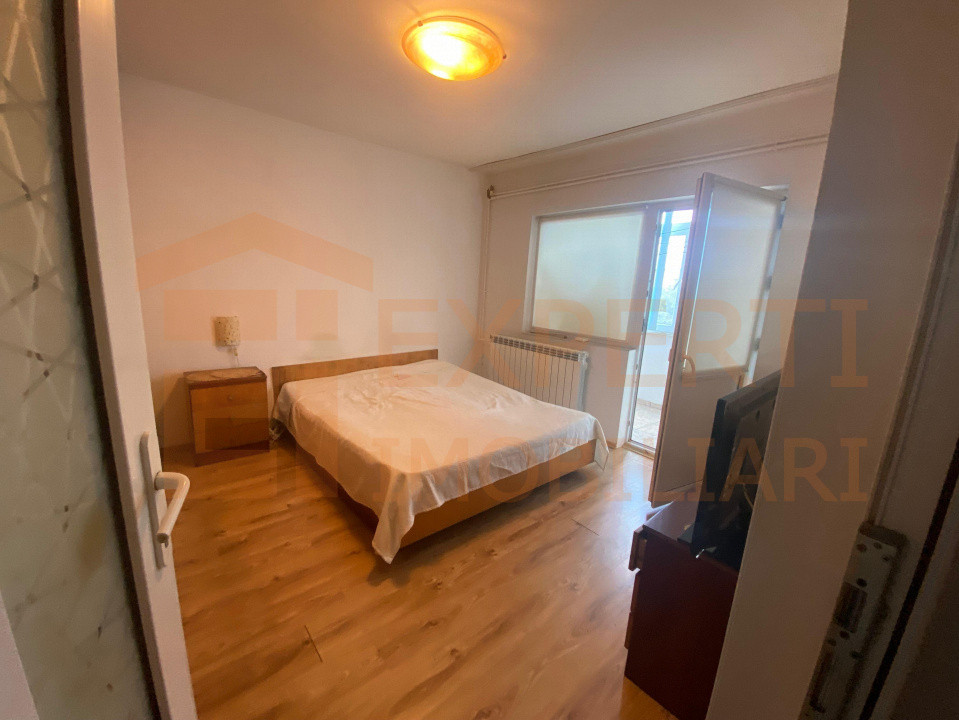 Apartament 3 camere situat în zona Brotăcei