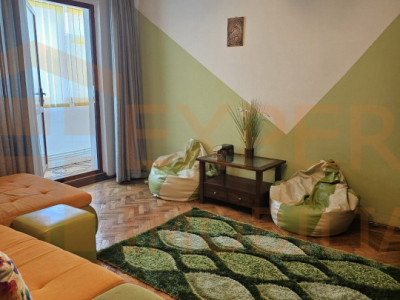 Apartament  camere în zona Centru-Ferdinand