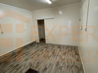 Spațiu comercial, termen lung, situat în zona Casa de Cultură
