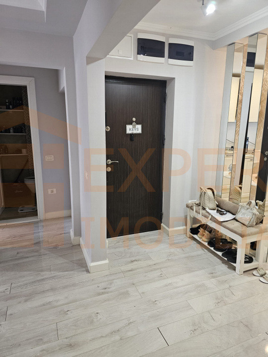 Apartament 4 camere, decomandat zona Inel II