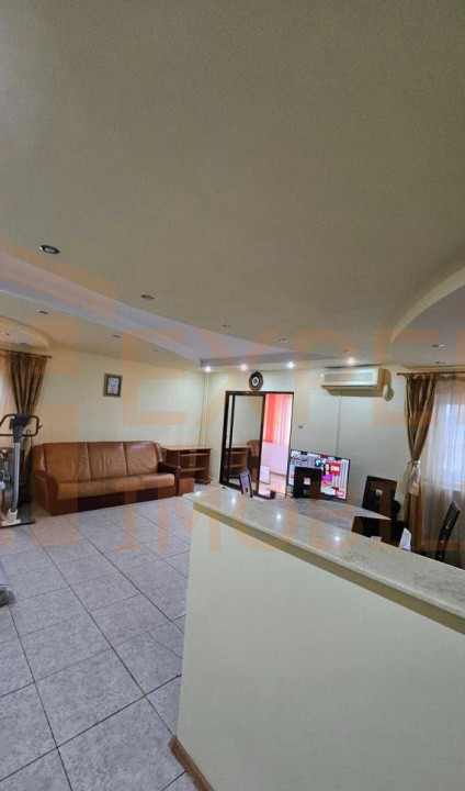 Apartament 3 camere situat in Gara