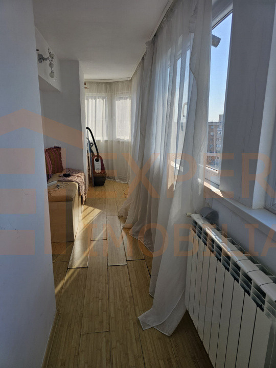 Apartament 4 camere zona Trocadero
