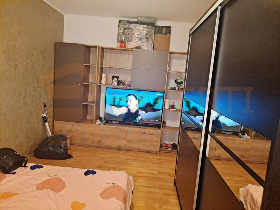 Garsonieră situată în zona Inel I