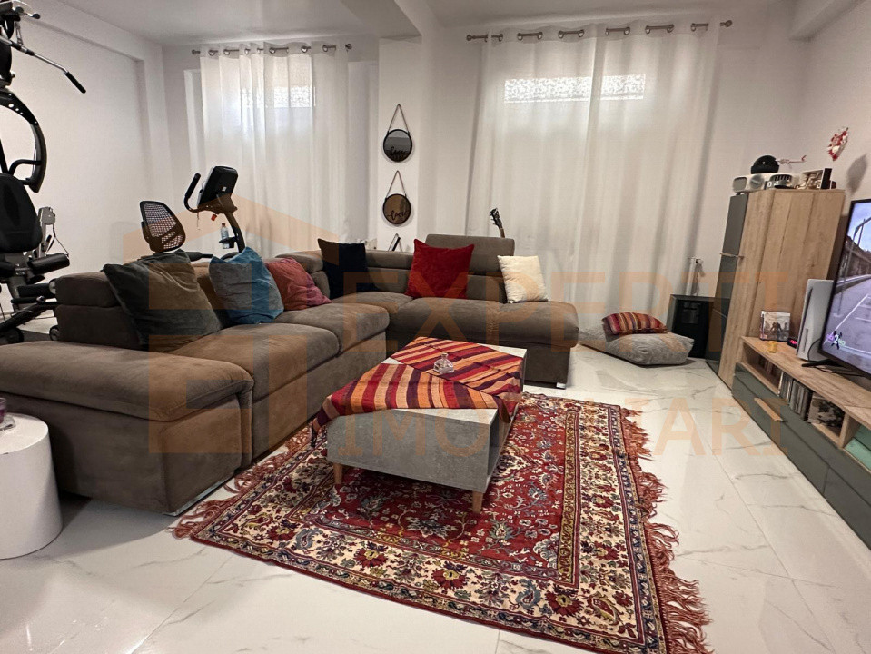 Spațiu, stil și intimitate – într-o locuință care redefinește confortul urban