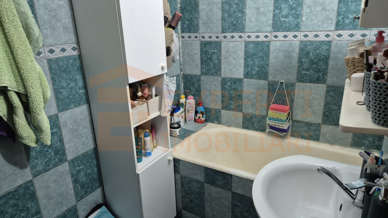 Apartament 2 camere situat în zona Dacia