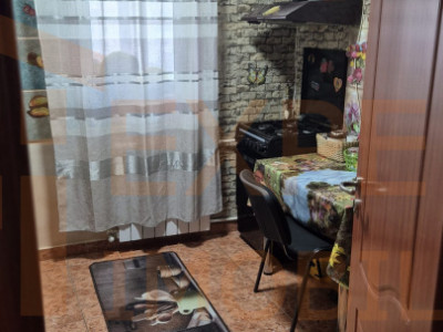 Apartament 2 camere situat în zona Dacia