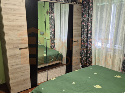 Apartament 2 camere situat în zona Dacia