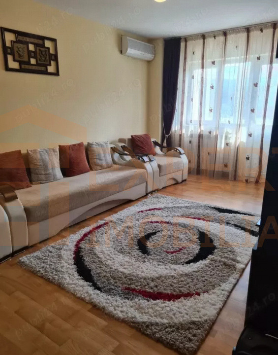 Apartament 3 camere situat in Dacia