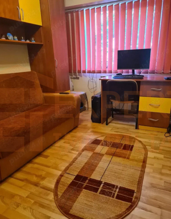 Apartament 3 camere situat in Dacia