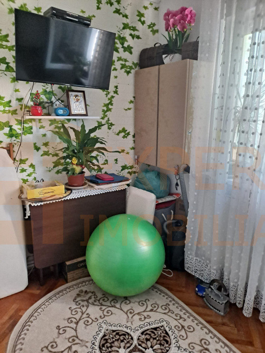 Apartament 3 camere zona Groapă