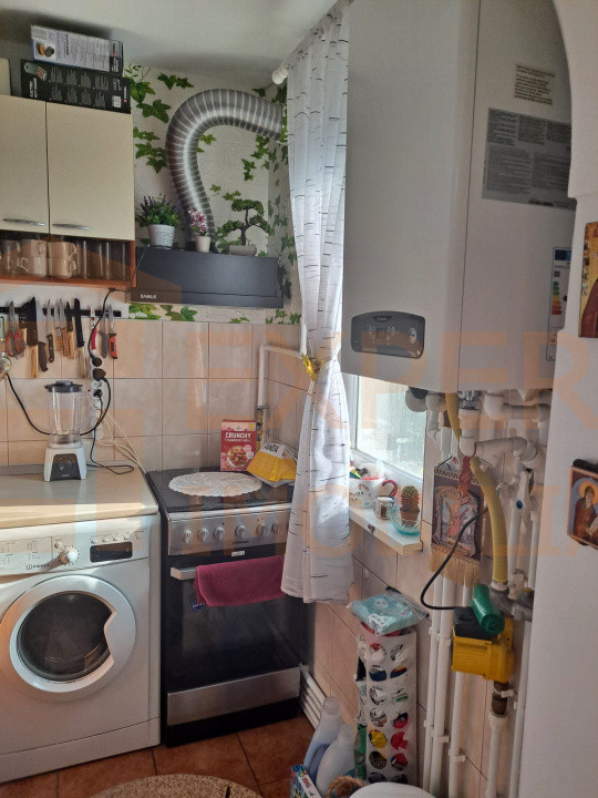 Apartament 3 camere zona Groapă