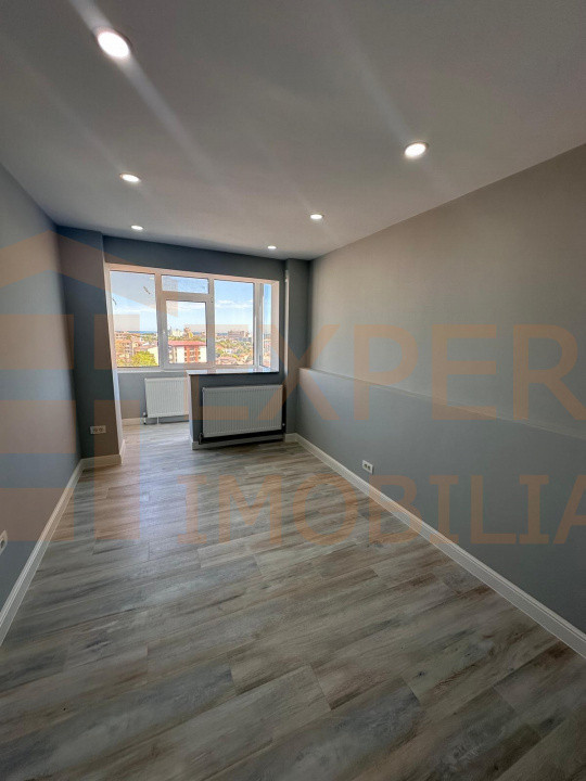 Apartament 4 camere zona Casa de Cultură - Cofetăria Silvian