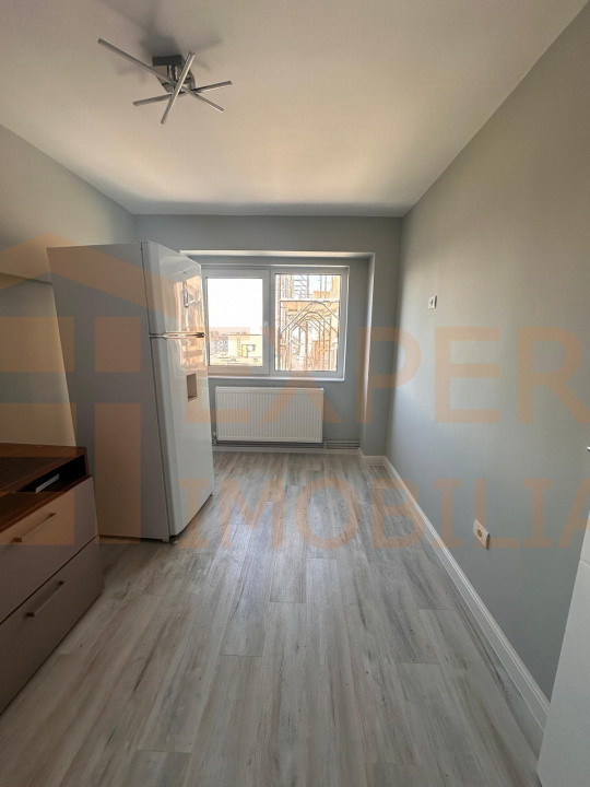 Apartament 4 camere zona Casa de Cultură - Cofetăria Silvian