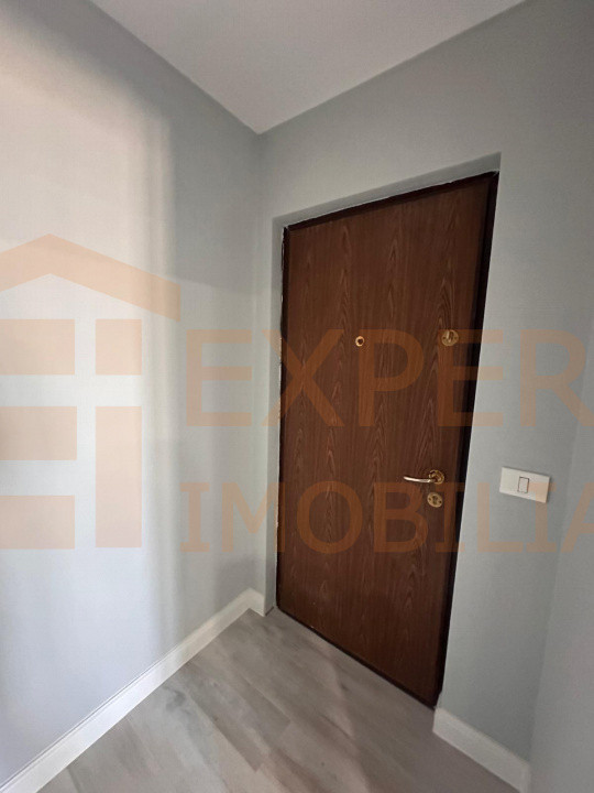 Apartament 4 camere zona Casa de Cultură - Cofetăria Silvian