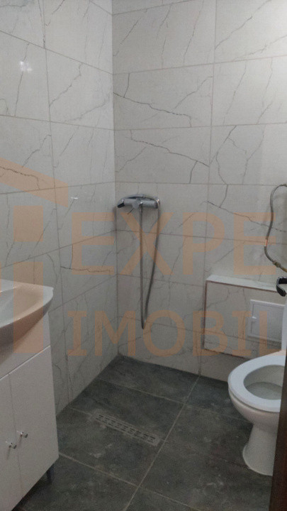 Apartament 3 camere zona Tomis III
