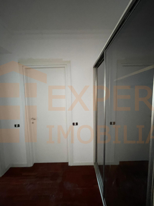 Apartament 2 camere zona City Park Mall bloc nou