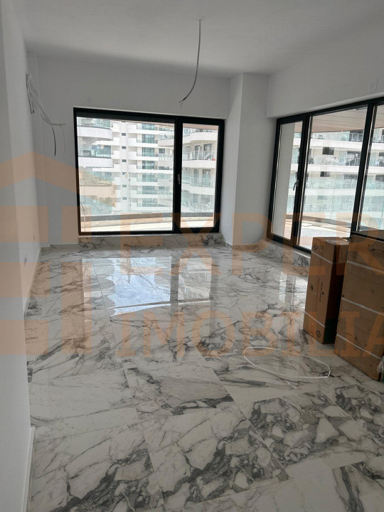 Priveliște dublă, stil de viață unic – 3 camere de lux în Mamaia Nord