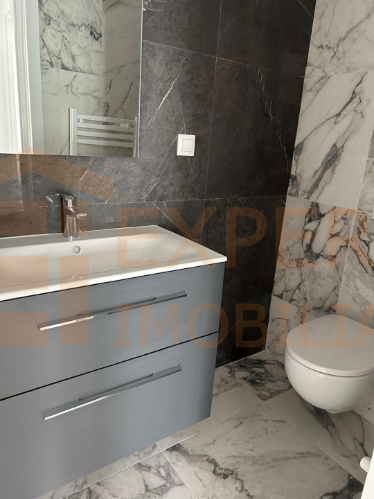 Priveliște dublă, stil de viață unic – 3 camere de lux în Mamaia Nord