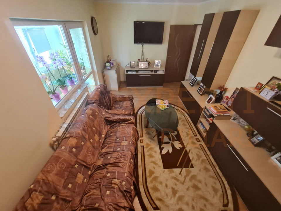 Apartament 4 camere Faleza Nord - Reyna