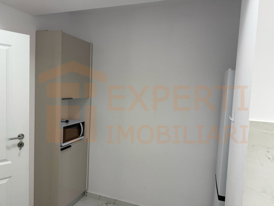 Apartament 4 camere zona Faleza Nord