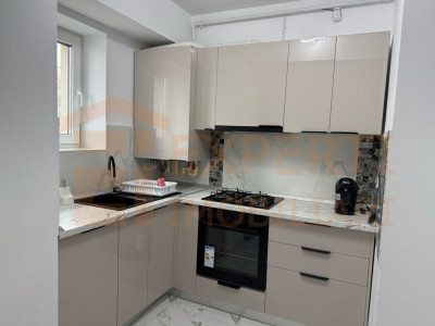 Apartament 4 camere zona Faleza Nord