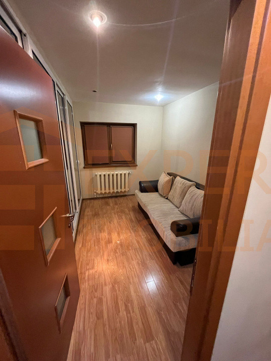 Apartament 3 camere situat în zona Tomis Nord - Badea Cârțan