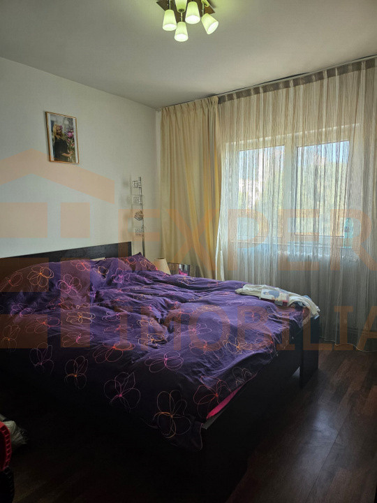 Apartament 4 camere zona Faleza Nord
