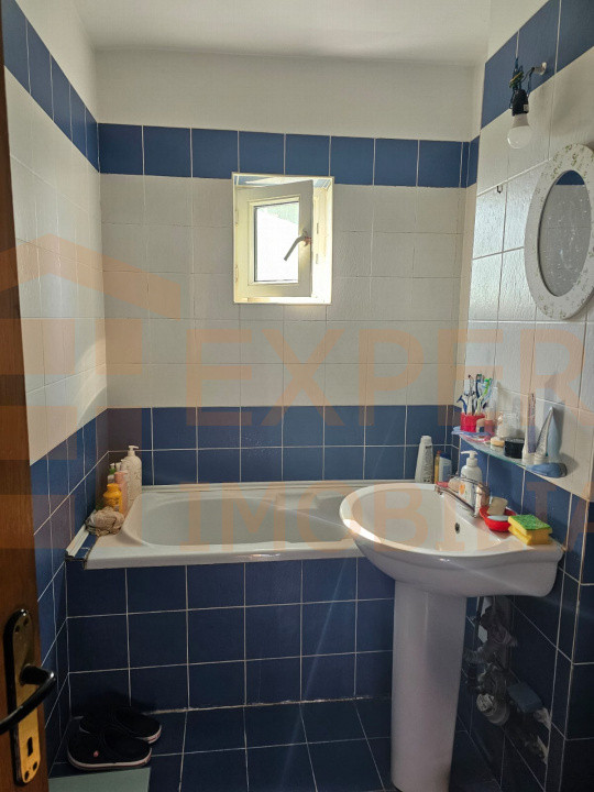 Apartament 4 camere zona Faleza Nord