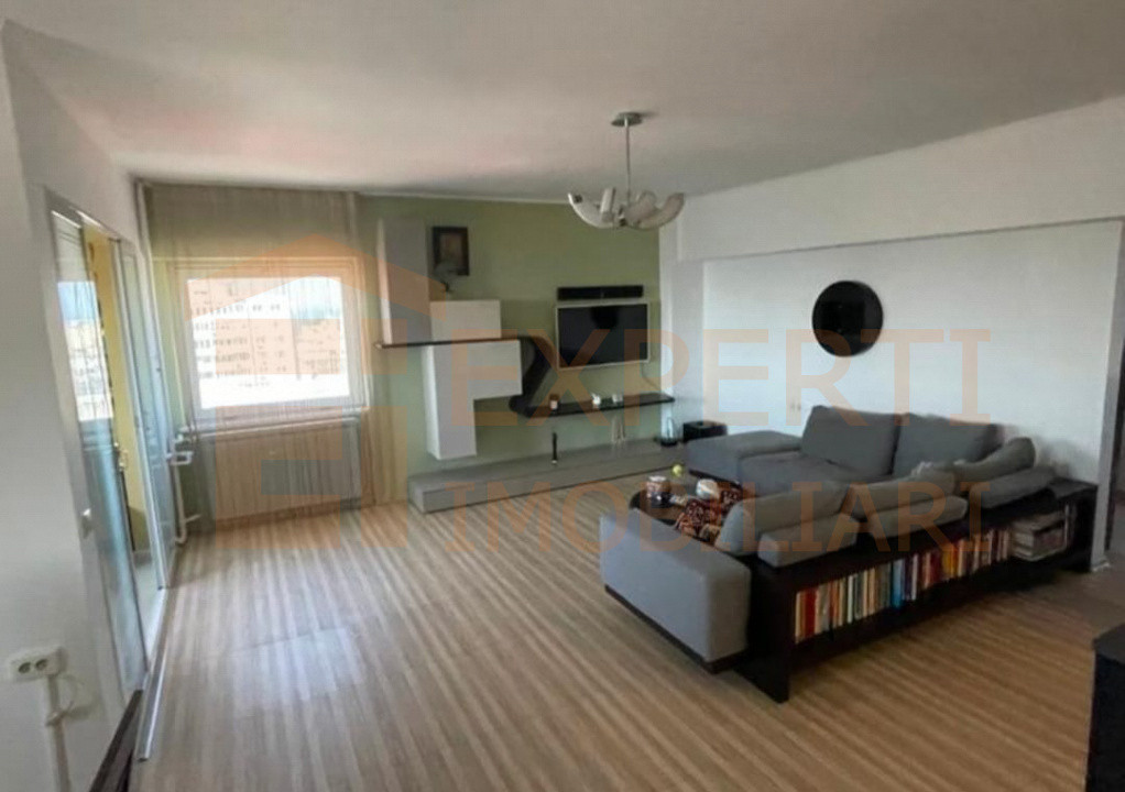 Apartament 3 camere in centrul Constantei