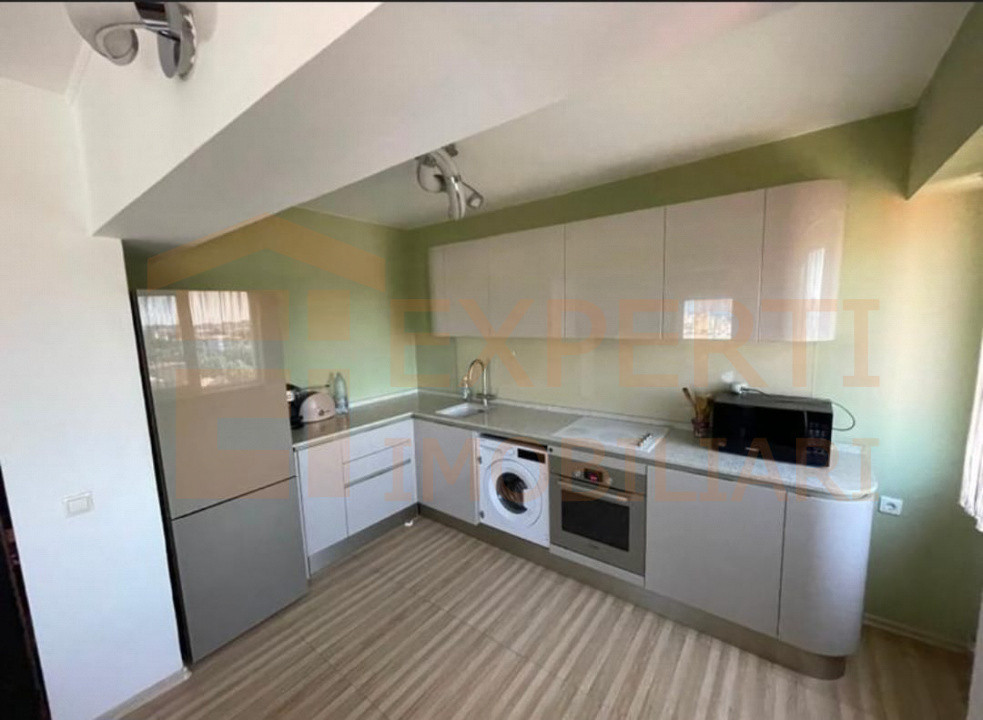 Apartament 3 camere in centrul Constantei