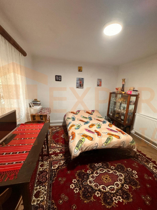 Casă situată în zona Cobadin