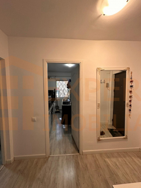 Apartament 3 camere situat in zona Inel 1