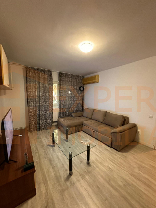 Apartament 3 camere situat in zona Inel 1