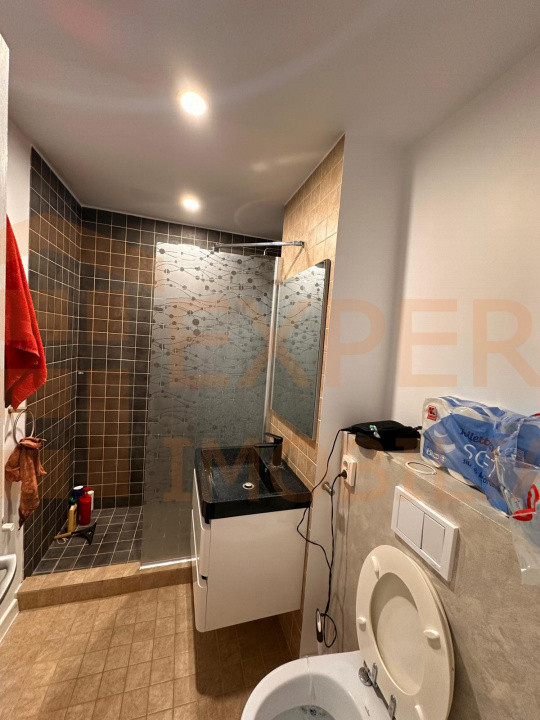 Apartament 3 camere situat in zona Inel 1