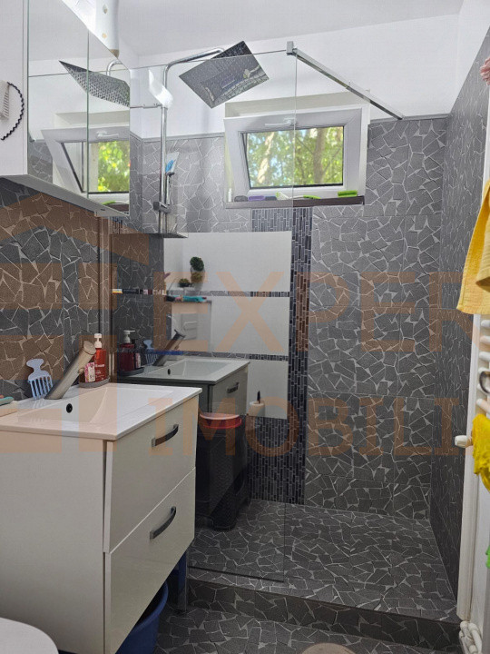 Apartament 3 camere decomandat - Tomis Nord 