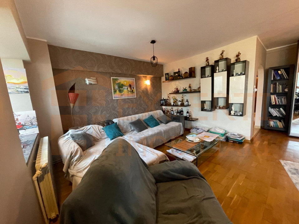 Apartament cu vedere frontala catre mare - zona Faleza Nord