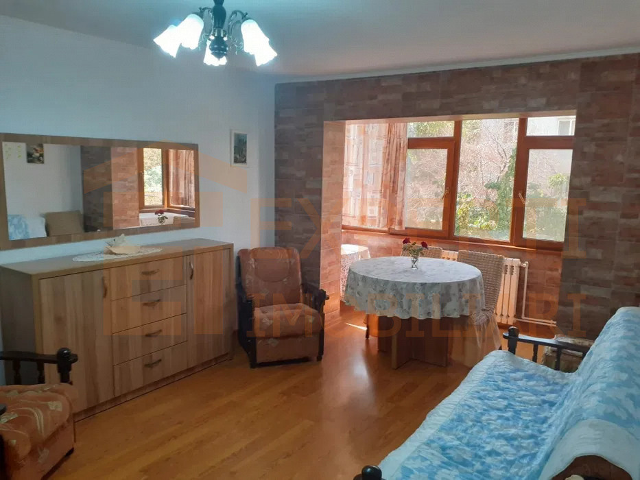 Apartament 3 camere de inchiriat - Tomis Nord 
