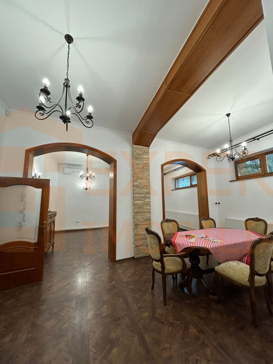 Vila deosebita de inchiriat - Constanta Centru 