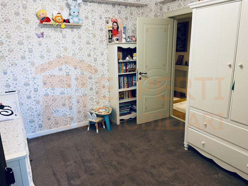 Apartament 3 camere decomandat zona Faleza Nord - Universitate