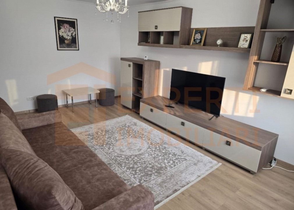 Apartament de inchiriat - zona Dacia 